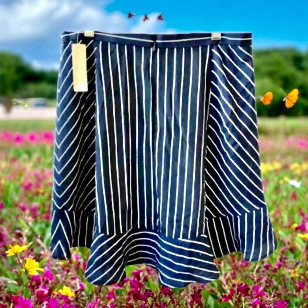 J. CREW Skirt Navy Blue Pinstripe Swing Flare Lined Knee Length NEW